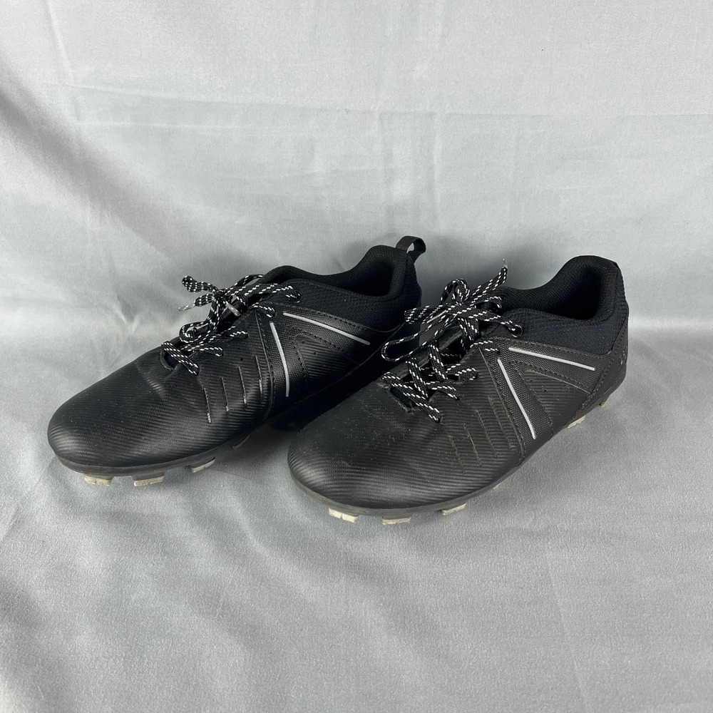 DSG Youth Baseball Cleats Black Silver DSGBBC23-BLK Kids Size 5.5 Athletic Shoes